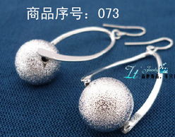 精致點綴 無耳洞耳夾、耳釘與美妝美發輔助工具全指南